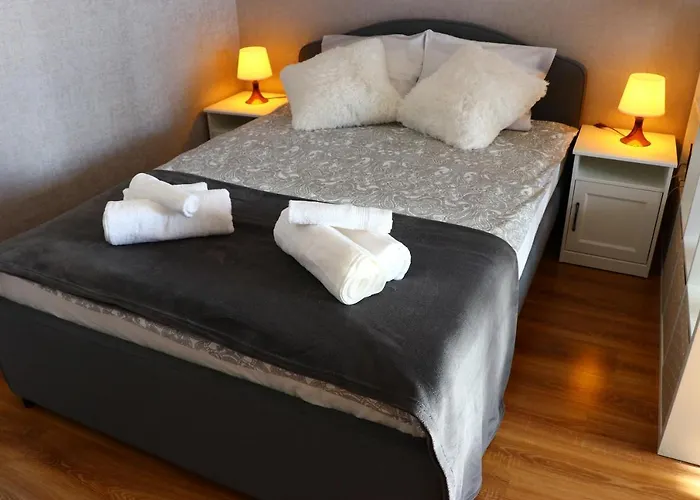 Crystal Apartment